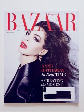 🍭7/$15 Harper's Bazaar Magazine April 2026 Anne Hathaway